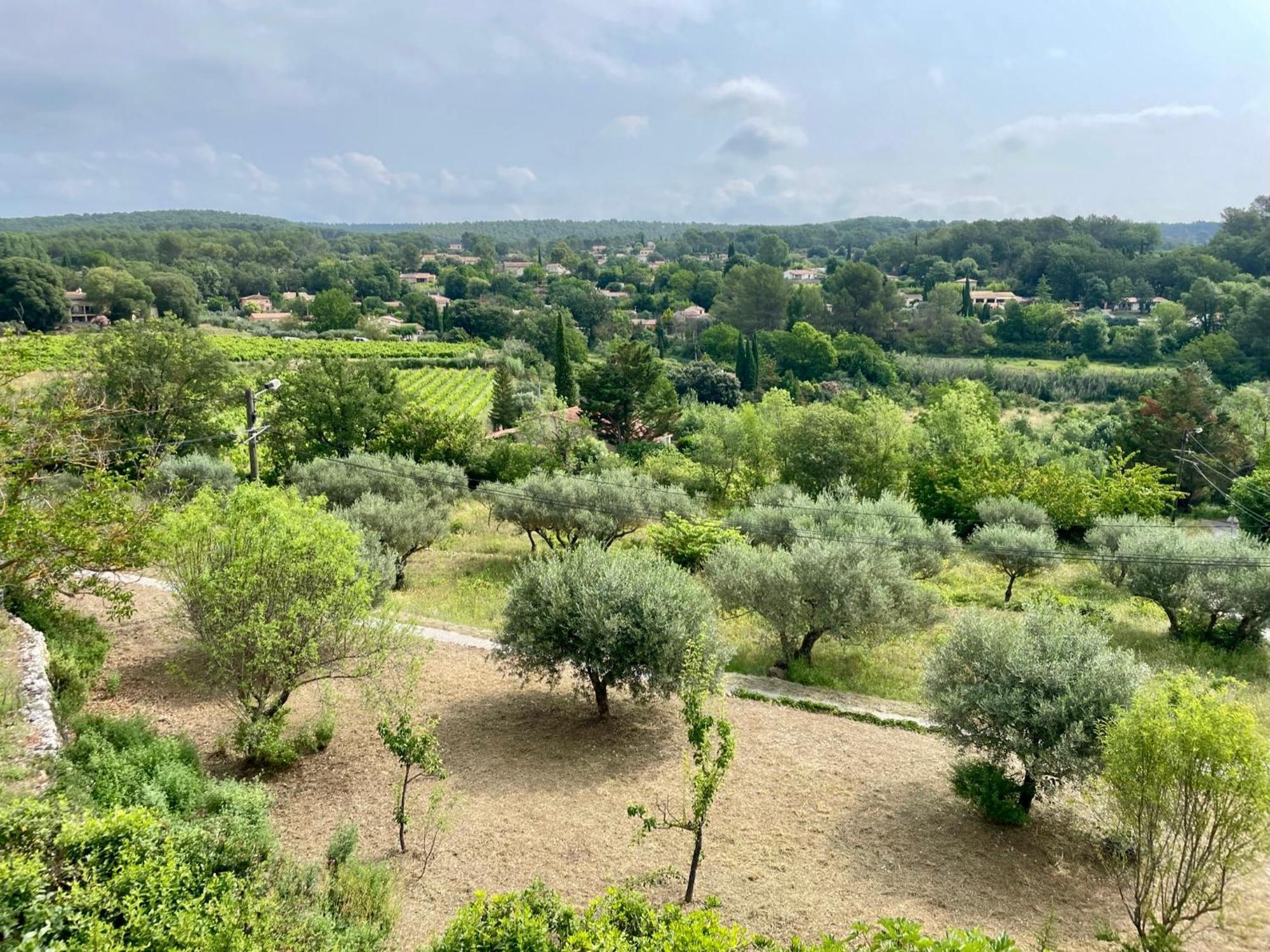 La Parenthese Du Var - Chambre D'Hotes Petits Dejeuners Inclus Et Terrasse Ombragee Saint-Antonin-du-Var ภายนอก รูปภาพ