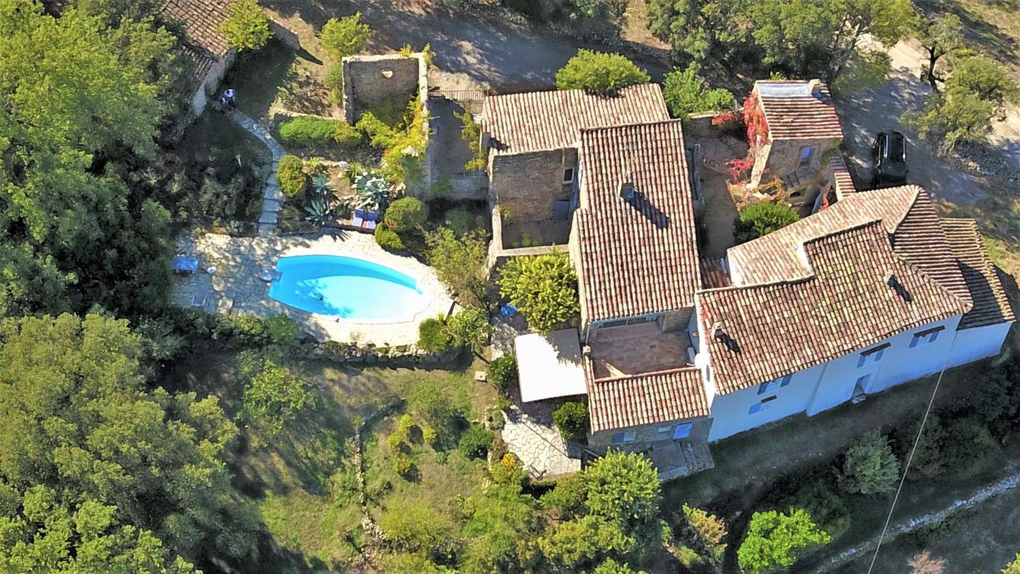 La Parenthese Du Var - Chambre D'Hotes Petits Dejeuners Inclus Et Terrasse Ombragee Saint-Antonin-du-Var ภายนอก รูปภาพ