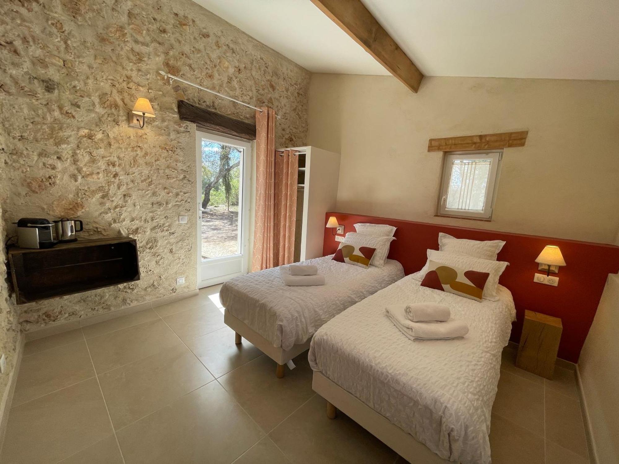 La Parenthese Du Var - Chambre D'Hotes Petits Dejeuners Inclus Et Terrasse Ombragee Saint-Antonin-du-Var ภายนอก รูปภาพ
