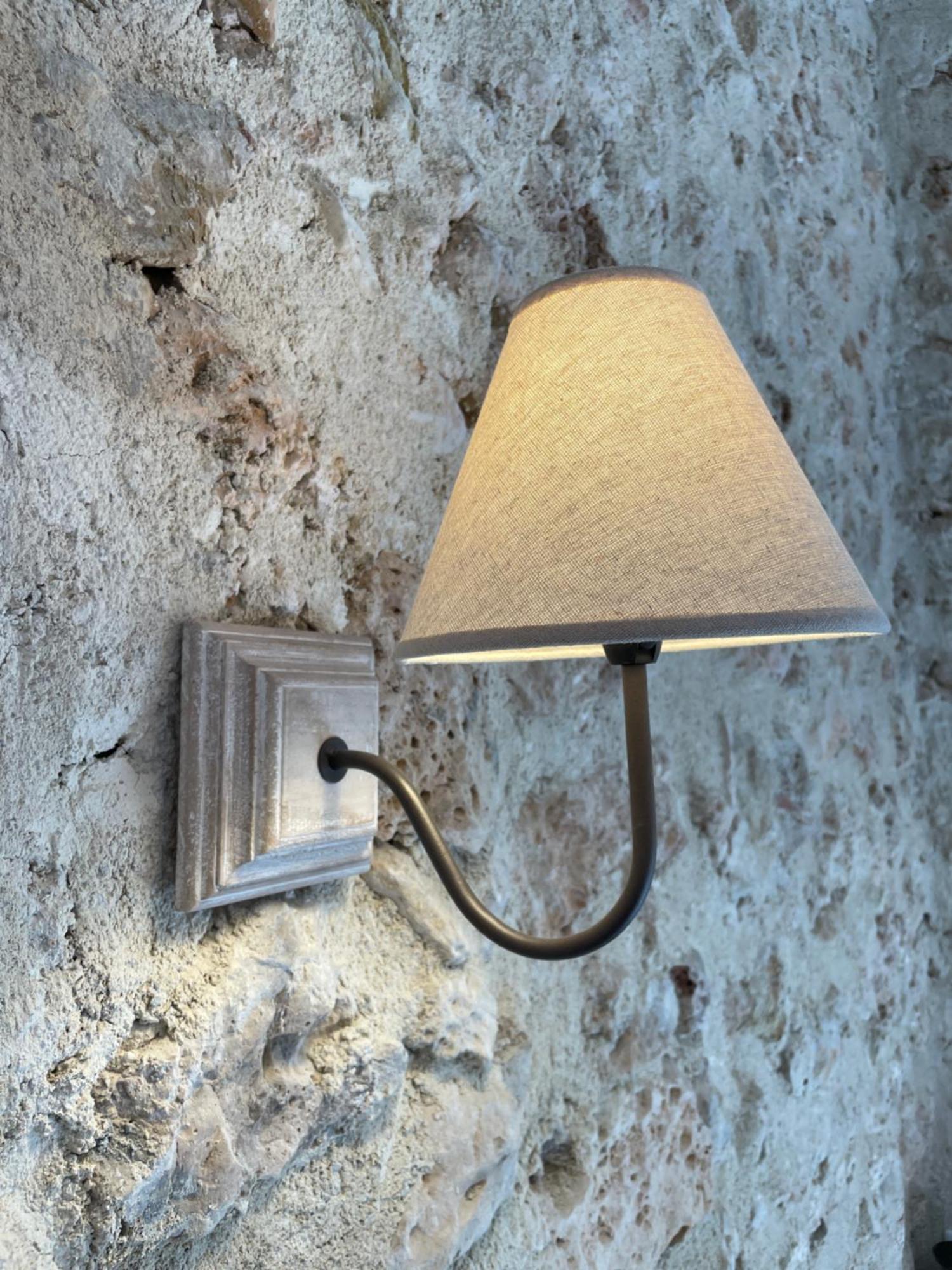 La Parenthese Du Var - Chambre D'Hotes Petits Dejeuners Inclus Et Terrasse Ombragee Saint-Antonin-du-Var ภายนอก รูปภาพ